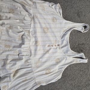 Torrid Cream Sun Embroidered Tank